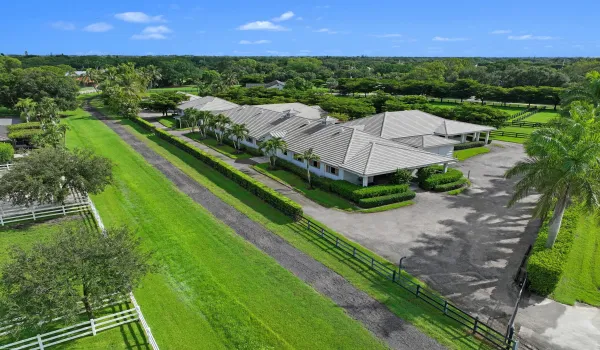 2388 & 2389 King Ter 010