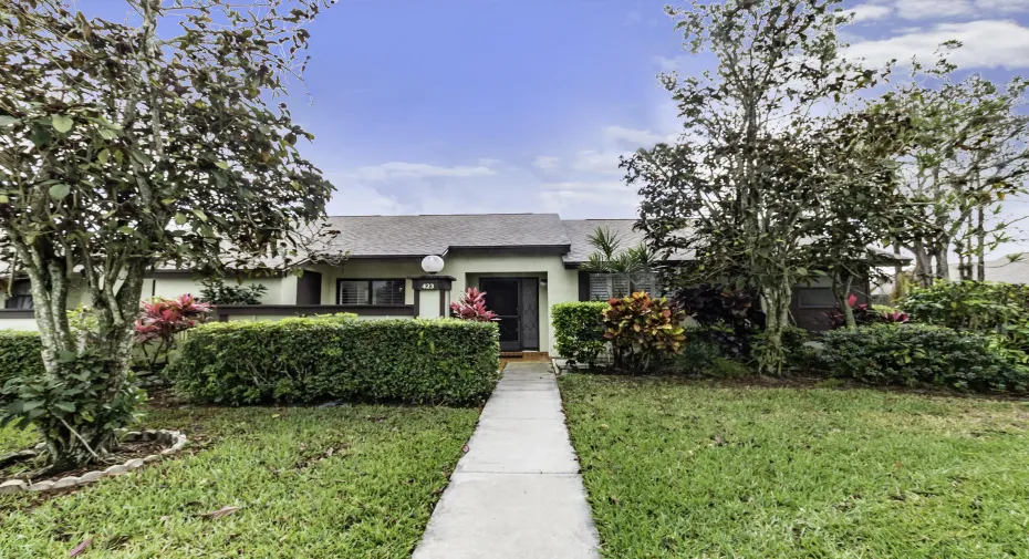 423 Narrowleaf Ct (1)