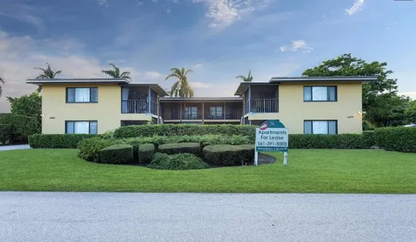 Apartment in Boca Raton