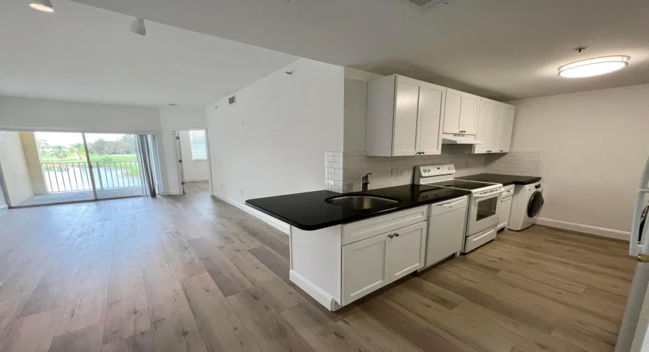 Kitchen/Living