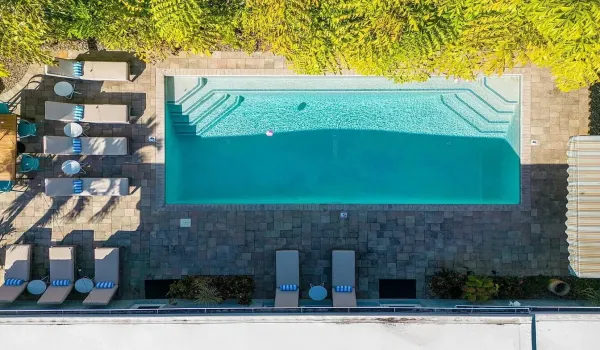 pool