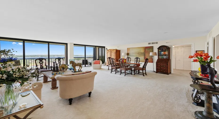 06 Living room 02