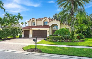 4636 Windward Cove Ln-29