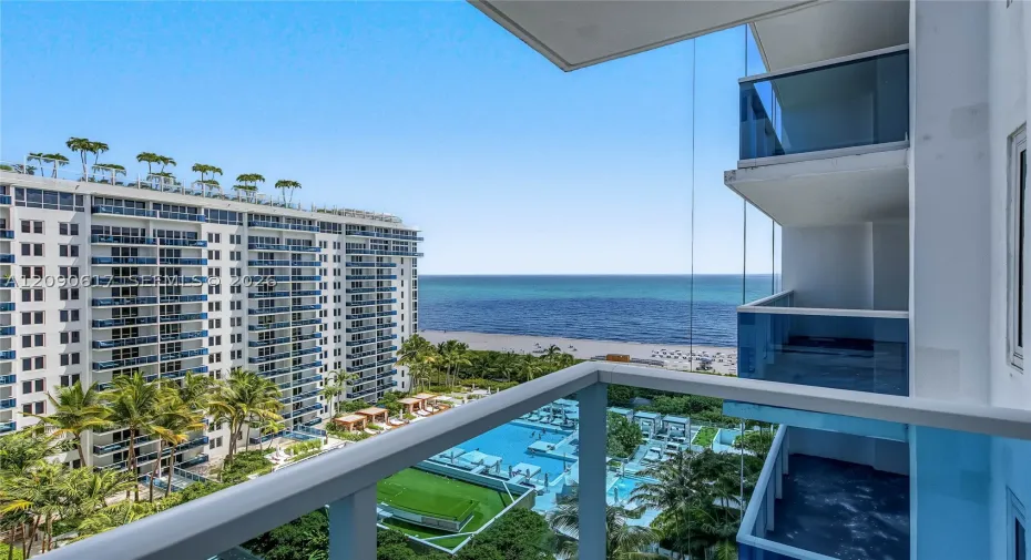 Sea Breeze from open balcony