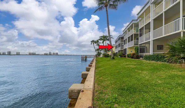 Outside Balcony & Intracoastal