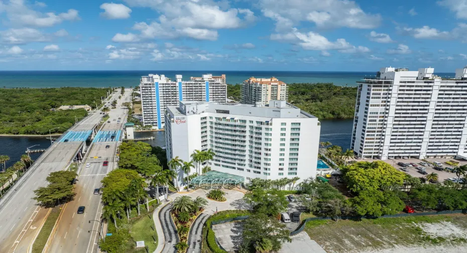 23-web-or-mls-2670 E Sunrise Blvd_aerial