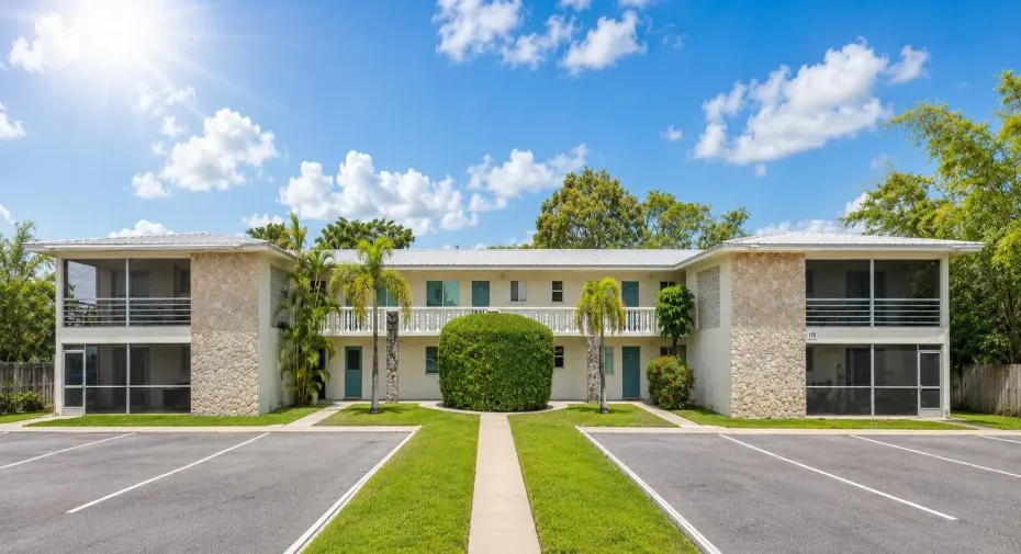 115 SW _ BEVERLY BOYNTON CONDO