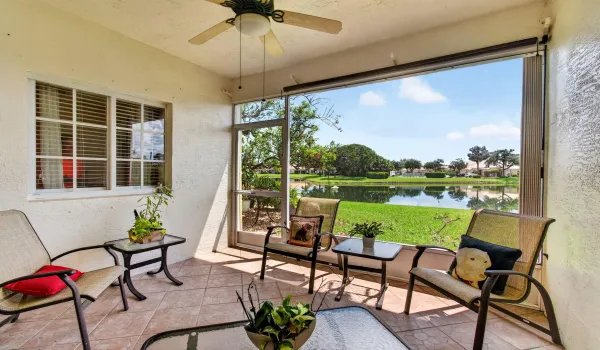 Spectacular Lake Vista