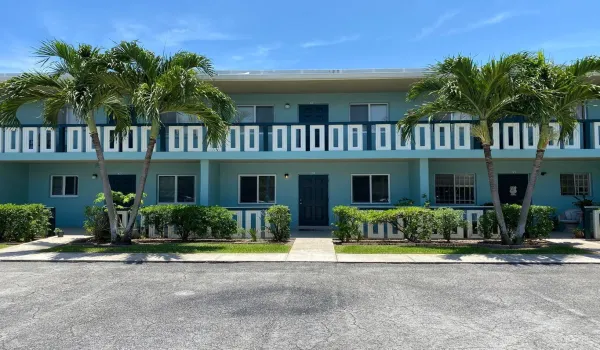 Front of​​‌​​​​‌​​‌‌​‌‌​​​‌‌​‌​‌​‌​​​‌​​ home