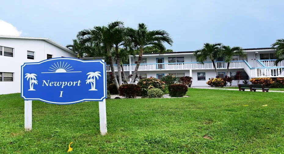 Exterior 1