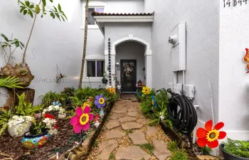 Townhouse For Sale