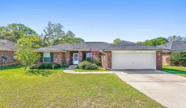 Listing Photos - Image - 6432 Sarasota S