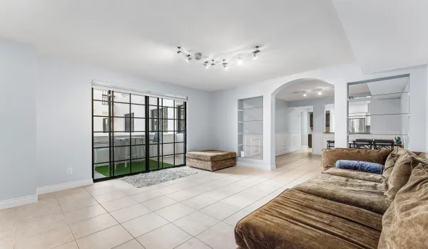 Boca Grand 308 living area picture1