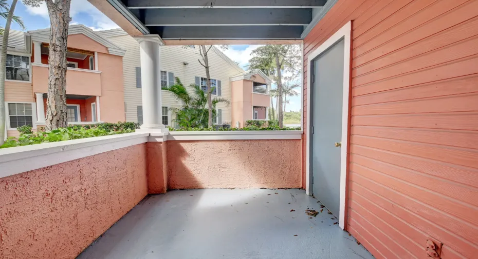 Corner Unit w outside balcony plus storage.