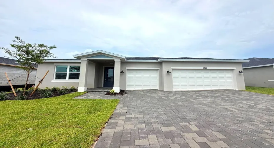 5591 Hampton Park Cir.