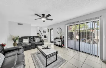 5 Living Area (3)