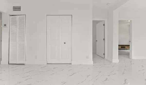 05 Living Room 01