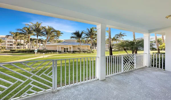 Spacious Patio
