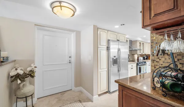 002-6885NorthOceanBoulevard-1040-OceanRi