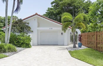 2130 NW 12th St -- 003