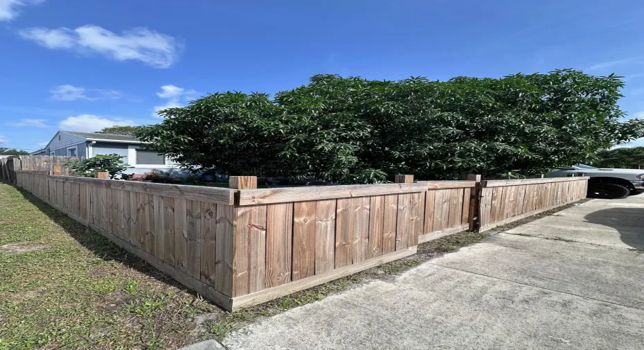 Front​​‌​​​​‌​​‌‌​‌‌​​​‌‌​‌​‌​‌​​​‌​​ Yard