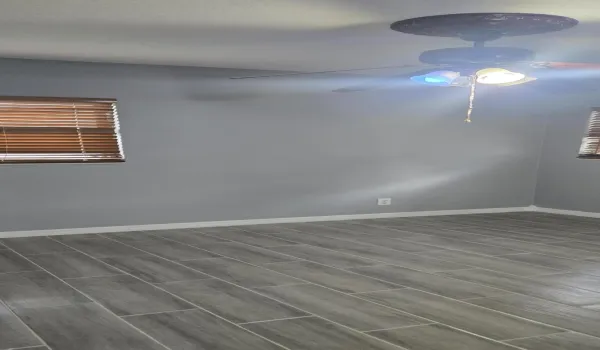 1000324544