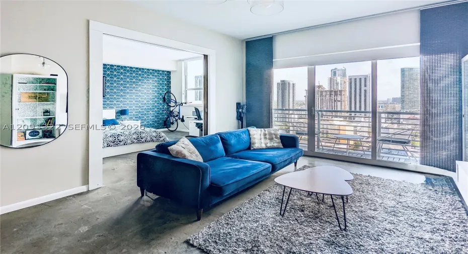 loft 1/1 high ceilings  separate private bedroom