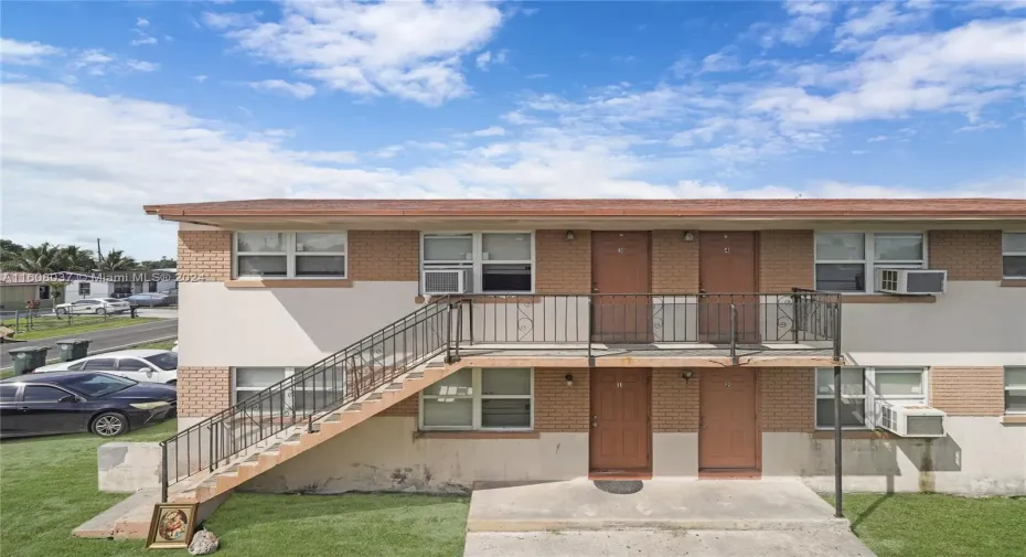 628 SW 4th Street Main view