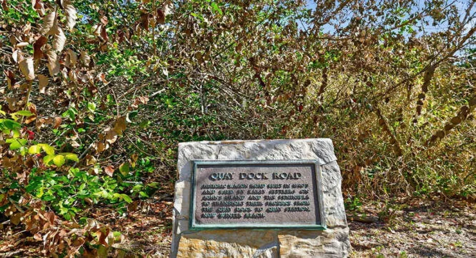 1935 Quay Dock Rd Vero Beach-small-002-0