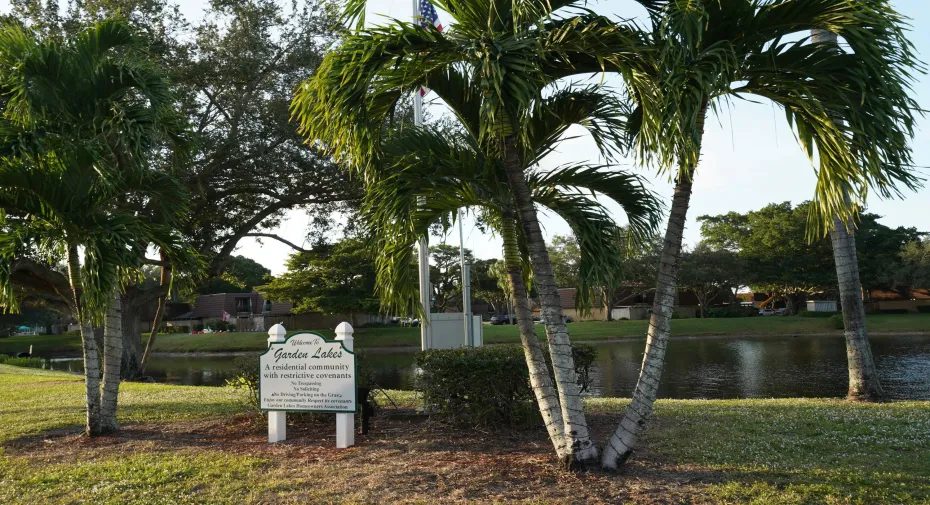 garden lakes