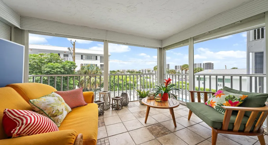 155 Yacht Club Dr 207-11