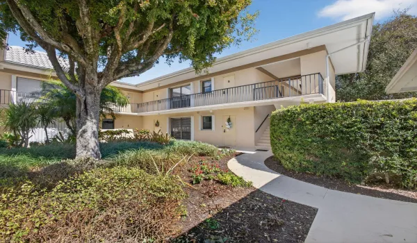17D Turtle Creek Drive