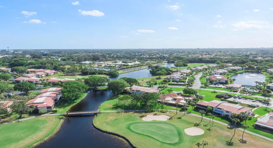 9283 Vista Del Lago