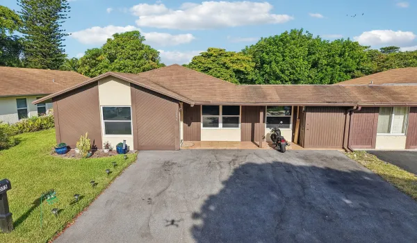52-web-or-mls-SW 72nd Ave-S2208-052
