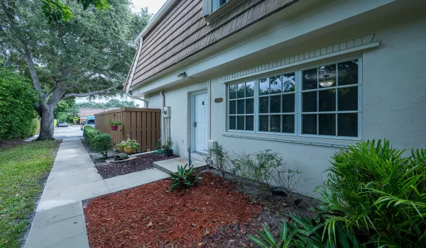 Walkway to Front door