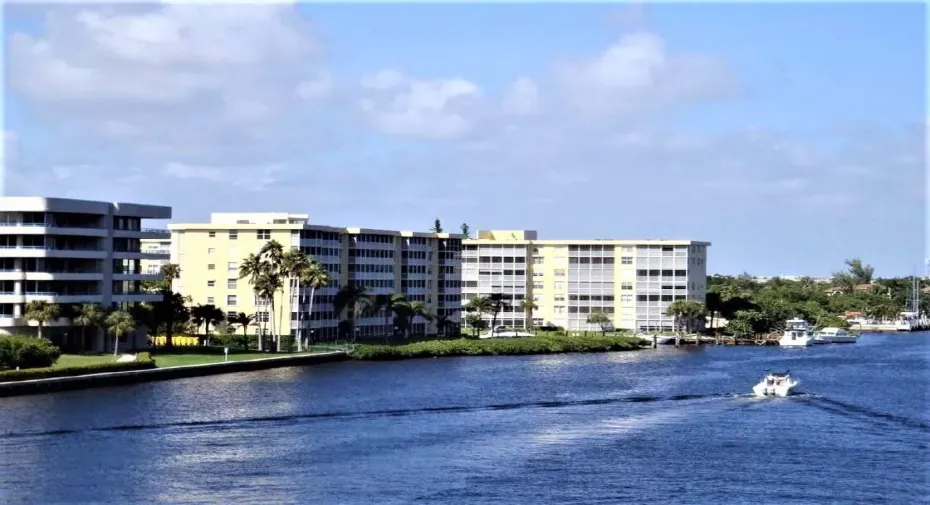 Harbourside Pic revised