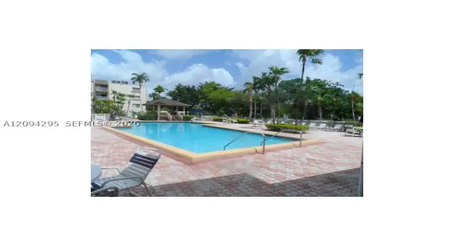 Swimming Pool/Hot Tub/Sauna