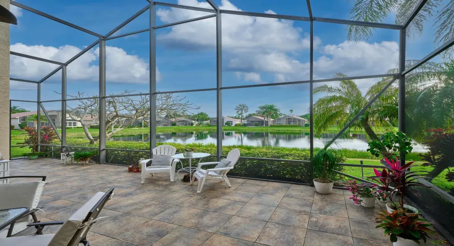 Extended Lanai with Lake Views