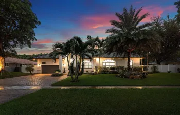 046-6821NorthGrandeDrive-BocaRaton-FL-33