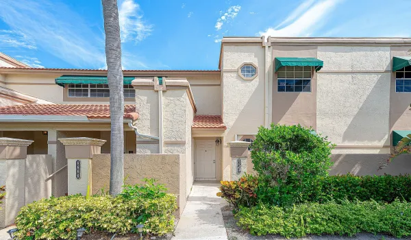 001-6668ViaRegina-BocaRaton-FL-33433-SMA
