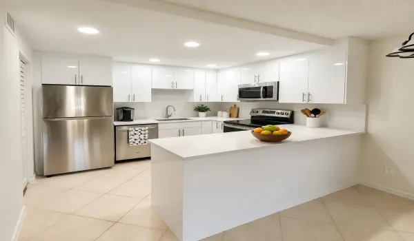 VIRTUALLY STAGED KITCHEN