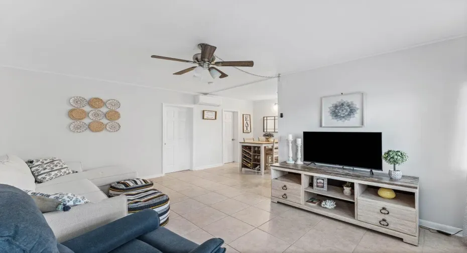 009-11Southwest4thAvenue-6-BocaRaton-FL-