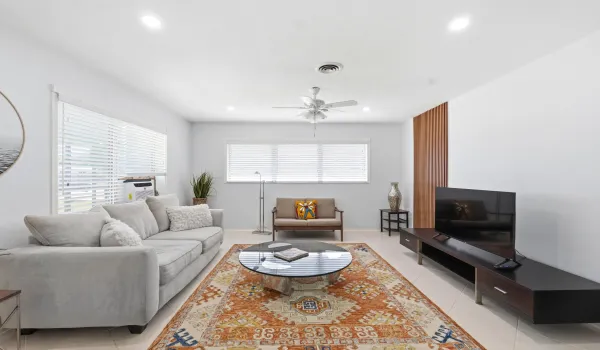 23 NE 19th ave_008