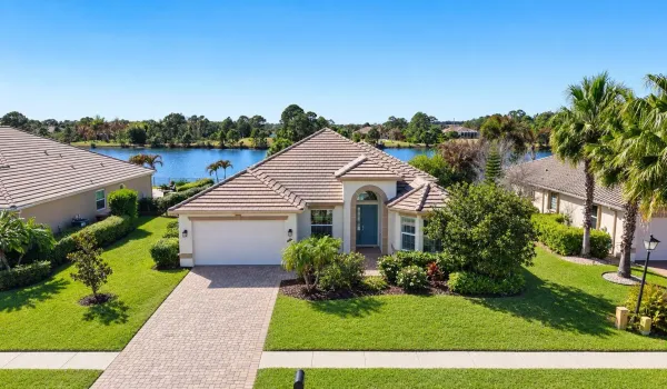 1 Front Primary 7621 Fieldstone