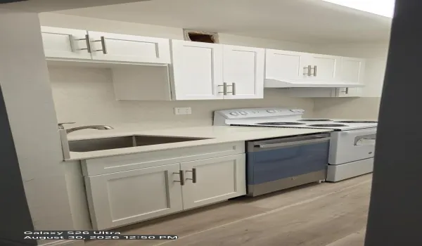 B-111 Kitchen1