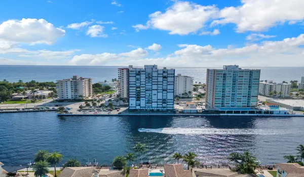 1400-S-Ocean-Dr_04_MLS
