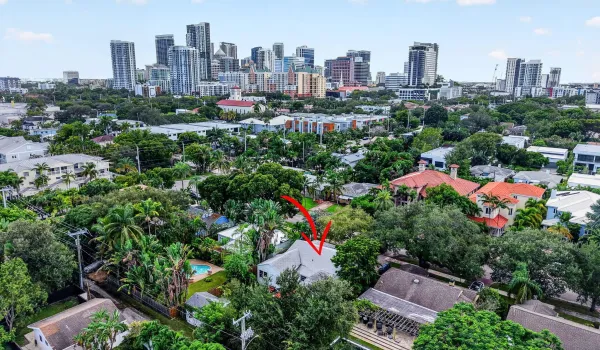 Right by downtown Ft Lauderdale