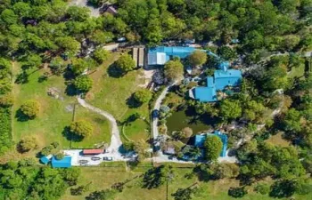 TOP VIEW
