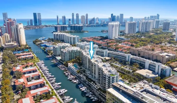 Uptown Marina Lofts. Great waterfront Condo