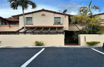 Townhouse For Sale